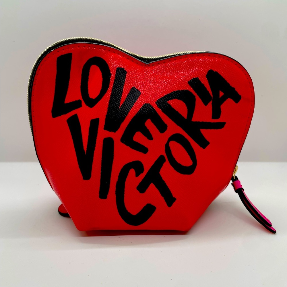 VS MakeUp Bag
